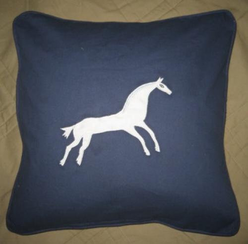 lakota_cushion_horse